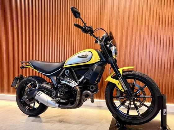 DUCATI SCRAMBLER ICON 